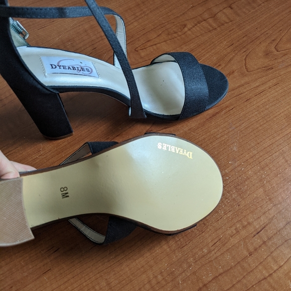 Black block heels - Picture 4 of 4